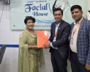 लक्ष्मी सनराइज बैंकका ग्राहक र कर्मचारीलाई फेसियल हाउसमा आकर्षक छुट_img