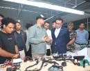 नेपालमै बनेको विद्युतीय ‘यात्री पीटू’ स्कुटर हेर्न कारखानामा अर्थमन्त्री: निर्मातालाई सन्देश-अघि बढ्नुहोस्, सरकार साथमा छ_img