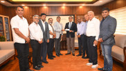 वनस्पति घ्यू तेल उत्पादक संघद्वारा प्रधानमन्त्री राहत कोषमा १ करोड १ लाख हस्तान्तरण