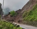 कोशी राजमार्गको हुङ्गुङ खण्ड तीन दिनदेखि अवरुद्ध_img