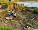 गाडी भासिएको स्थानको पानी सङ्कलन गरी परीक्षणका लागि पठाइयो_img