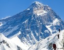 सगरमाथा आरोहणको सिजन सुरु, ४२१ जना चुचुरो चुम्ने प्रतीक्षामा_img