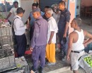 लहानमा बेच्न राखिएका आँप विषादीरहित_img