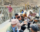 राष्ट्रिय सडक सञ्जालमा जोडियो हुम्ला, प्रधानमन्त्री ओलीले चुवाखोलाको पुलको उद्घाटन गर्दै_img