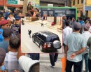 प्रदेशमन्त्रीको गाडीले बालिकालाई ठक्कर दिएपछि हरिसिद्धीमा तनाव, सडक अवरुद्ध_img