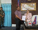 मधेशमा जनमतको समर्थन सोनललाई, प्रदेश प्रमुखलाई बुझायो पत्र_img