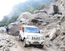 मनाङका सडक रातिमा बन्द_img