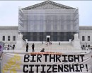 अमेरिकामा जन्मसिद्ध नागरिकताको अधिकार खोसिएको विषयमा सर्वोच्च अदालतले सुनुवाई गर्ने_img