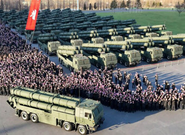 परमाणु क्षमता प्रदर्शनमा उत्तर कोरिया, किमले गरे ५० नयाँ रकेट प्रक्षेपक तैनाथ