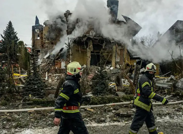 यूक्रेनमा रूसले ५० मिसाइल र २९७ ड्रोनबाट आक्रमण गरेको दाबी