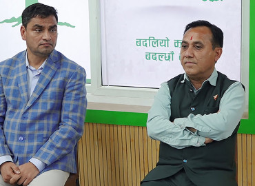 कांग्रेस केन्द्रीय समिति बैठक सुरू