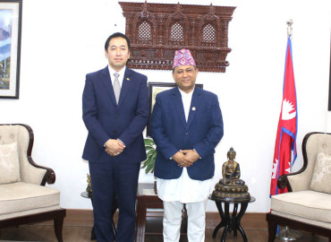 परराष्ट्रमन्त्री खनालसँग म्यानमारका राजदूत सिनको शिष्टाचार भेटवार्ता