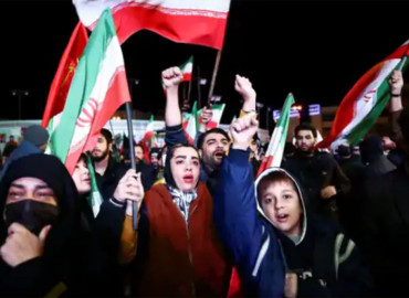 युद्धविरामपछि इरानमा उत्सव