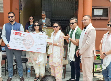 प्रभु महालक्ष्मी लाइफ इन्स्योरेन्सद्वारा बुढानिलकण्ठ मोडल कम्युनिटि एकेडेमीलाई सहयोग