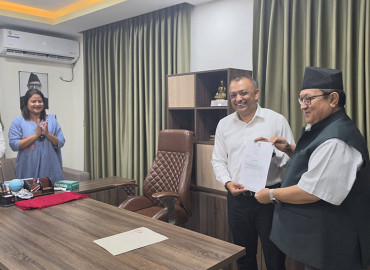 कांग्रेसको कोषाध्यक्षमा उमेश श्रेष्ठ मनोनित