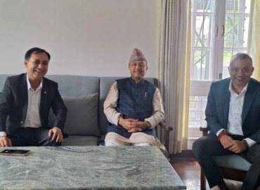 गगन–विश्व र पूर्णबहादुरबीच भेटवार्ता