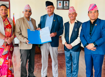 लुम्बिनीमा एमालेका चार मन्त्रीले दिए सामुहिक राजीनामा