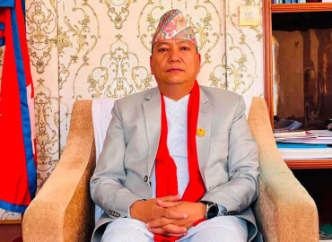 बागमतीका मुख्यमन्त्री थापाले विश्वासको मत लिने मिति परिवर्तन