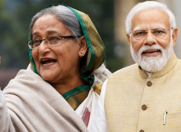 शेख हसिना ढाका फर्किए भारतलाई के फाइदा ?