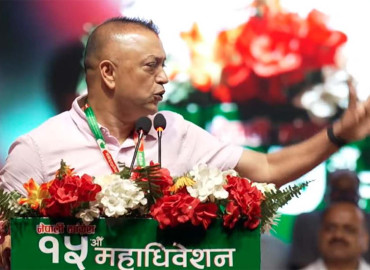 संसद बन्द छ, पार्टी बन्द छ, त्यसैले देशलाई खुलामञ्च चाहिएको छ: गगन थापा