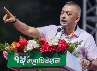 पार्टीलाई टिकाउन आजका प्रश्नको जवाफ दिन सक्नुपर्छ: सभापति थापा