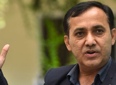 कांग्रेस महामन्त्री शर्मा सगरमाथा आरोहण गर्दै