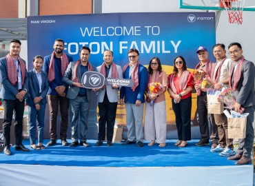 जेभियर इन्टरनेशनल स्कूललाई १३ वटा फोटोन माउन्टेन इभी भ्यान हस्तान्तरण