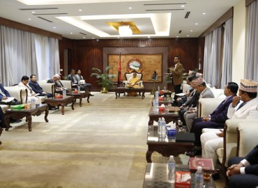 बालुवाटार बैठक जारी, दलहरु निर्वाचन केन्द्रित धारणा राख्दै