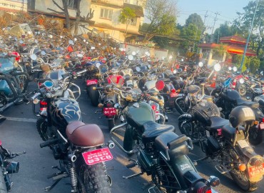 चर्को ध्वनि प्रदूषण गर्ने मोटरसाइकल ट्राफिक प्रहरीको नियन्त्रणमा 