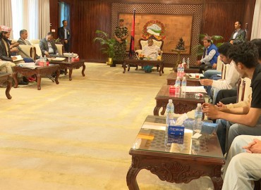 जेन जी आन्दोलनका घाइतेहरूसँग प्रधानमन्त्री कार्कीको चार घण्टाभन्दा बढी छलफल