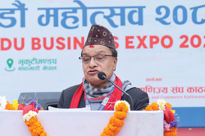 ‘बढी आय गर्नेबाट बढी राजस्व उठाई काम नगरी बस्नेलाई बाँड्ने समाजवाद हामीलाई चाहिँदैन’