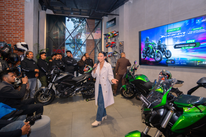 बजाजको अल–न्यू अपग्रेडेड डोमिनार चारसय  सार्वजनिक