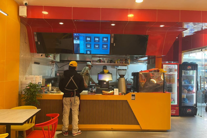 नेपाली स्वादको तुफानी पीजा बानेश्वरमा