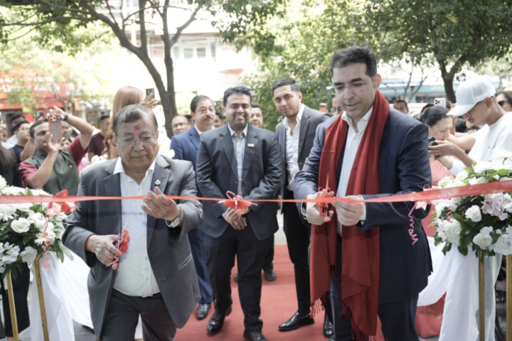 जावलाखेलमा बोशको पहिलो स्टोर सञ्चालनमा