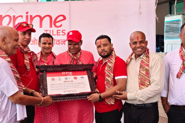 सिरहामा प्राइम टायल्सको नयाँ क्लासिक शोरुम सञ्चालनमा