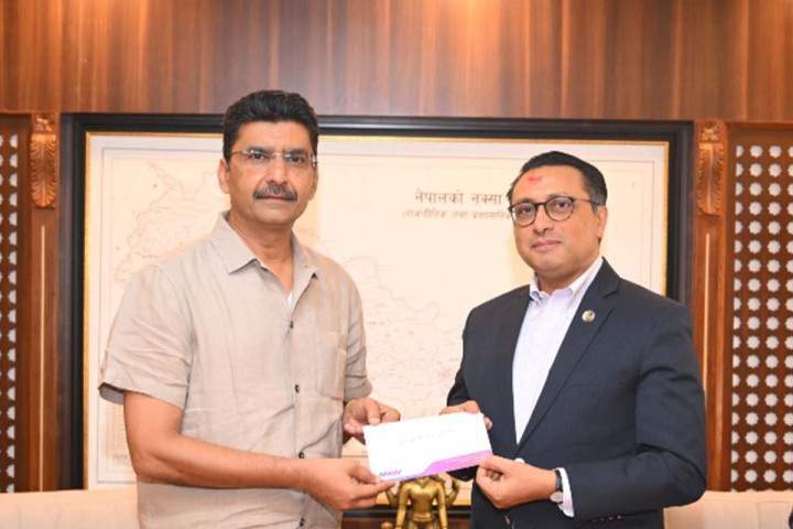 एमएडब्लू ग्रुपद्वारा प्रधानमन्त्री दैवी प्रकोप उद्धार कोषमा रु. १ करोड ११ लाख योगदान