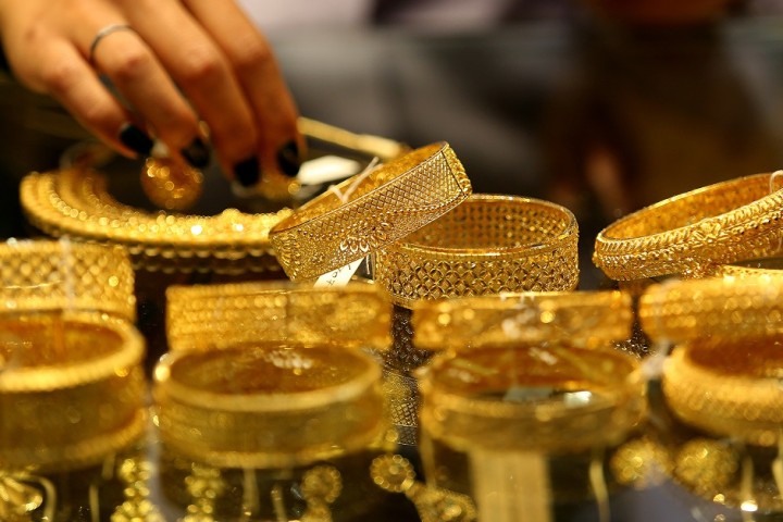 एकैदिन झण्डै पाँच हजार रुपैयाँले बढ्यो सुनको मूल्य