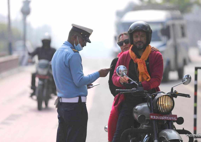 २४ घण्टामा दुई हजार ४२ सवारीचालक कारबाहीमा,१३ लाख बढी राजस्व संकलन