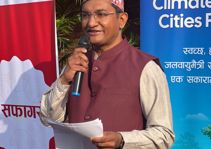 पशुपतिनाथ परिसरमा ‘सफा गरौं’ पहल सुरु: कोका–कोला र क्रिएसनको साझेदारी