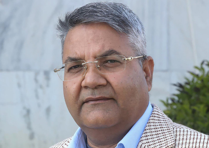 अध्यादेश प्रकरणमा गोकुल बास्कोटा भन्छन्- अरुलाई प्रश्न गर्नेले आफुले त्यहि काम किन गरेको ? अचम्म !