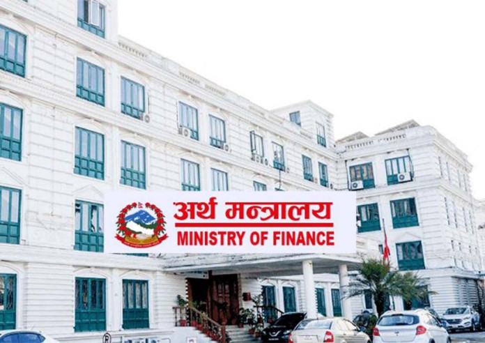भन्सार विभागका महानिर्देशक भण्डारी अर्थमा तानिए, निमित्तको जिम्मा पाण्डेलाई