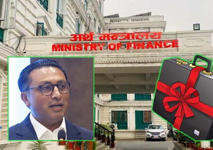 १५–१५ दिनमा तलब दिने सरकारको घोषणा अझै कार्यान्वयन भएन, घोषणा धेरै, कार्यान्वयन खोइ ?