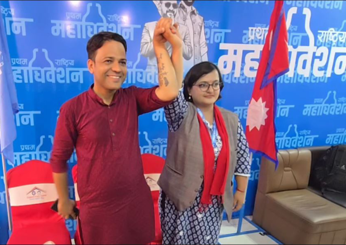 विपिन आचार्यलाई समर्थन गर्दै रञ्जु दर्शनाले फिर्ता लिइन् उम्मेदवारी