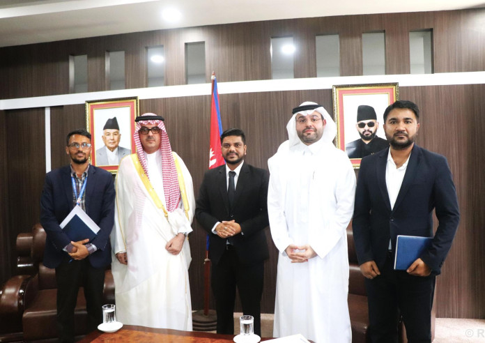 श्रममन्त्री यादवसँग साउदी अरबका राजदूतबीच भेट