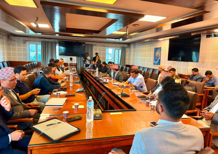 शिक्षामन्त्रीद्वारा सामुदायिक विद्यालयका प्रधानाध्यापकहरुसँग अन्तरक्रिया, के भयो कुराकानी ?