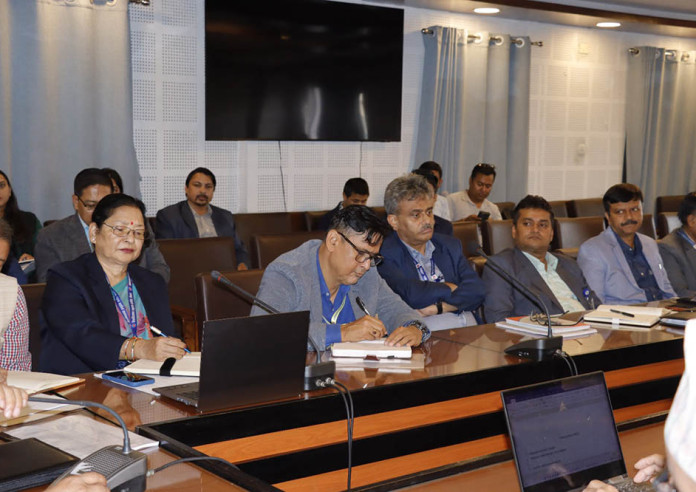 विश्वविद्यालय ऐन संशोधनबारे उपकुलपतिसँग शिक्षा मन्त्रालयको छलफल