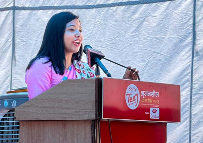 तीजले महिला सशक्तीकरणसँगै आर्थिक आत्मनिर्भरताको सन्देश दिन्छ : सुनिता डंगोल