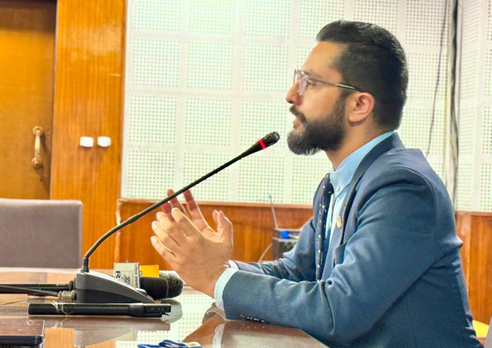 शिक्षामन्त्री पोखरेलद्वारा न्यूरोविकाससम्बन्धी अवस्था र बाल मानसिक स्वास्थ्य सेवा सुदृढीकरणबारे छलफल