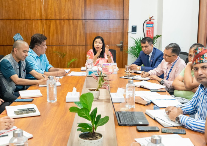 सहरी योजना आयोगलाई अध्यक्ष डंगोलको निर्देशन, ‘कागजमा बनाइएका योजनाको सुन्दरता नागरिकले महसुस गर्ने गरी कार्यान्वयन गर्नु’