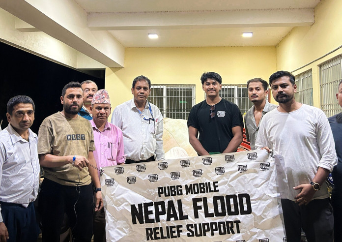 पब्जी मोबाइल नेपालले बाढी प्रभावित परिवारलाई राहत सहयोग